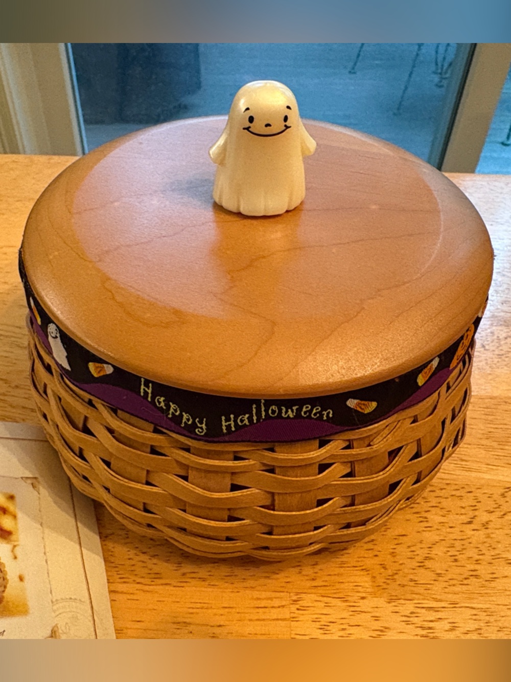 Longaberger 2004 complete Halloween Basket set with lid, liner, and protector